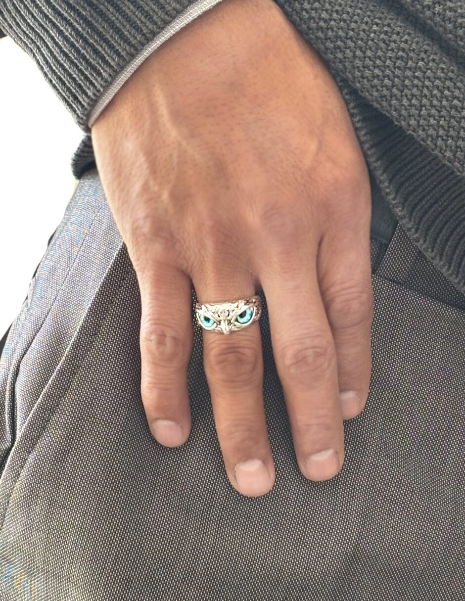 Anillo diseño de Búho con Ojos en color