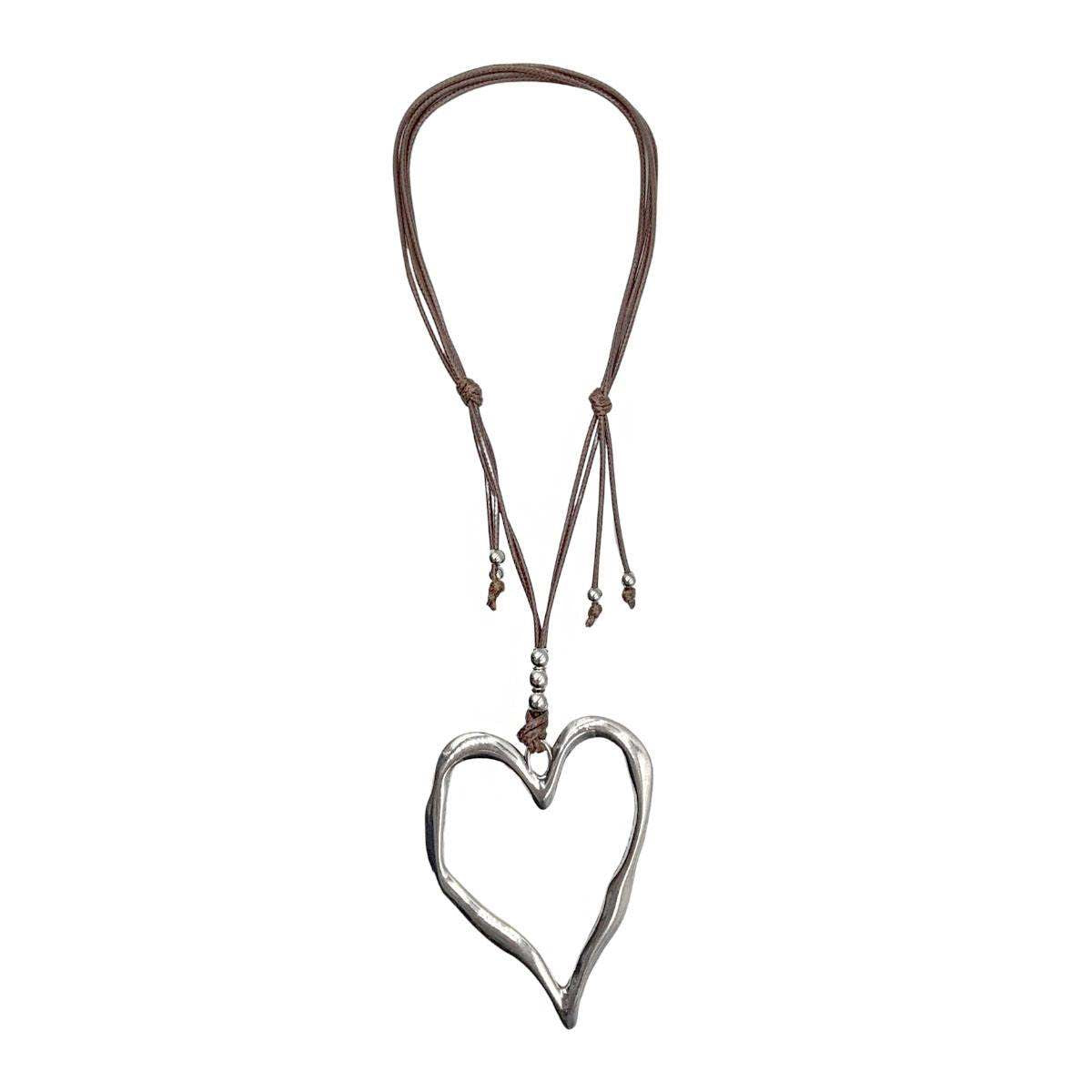 Collar Corazón Con Cordón Marrón