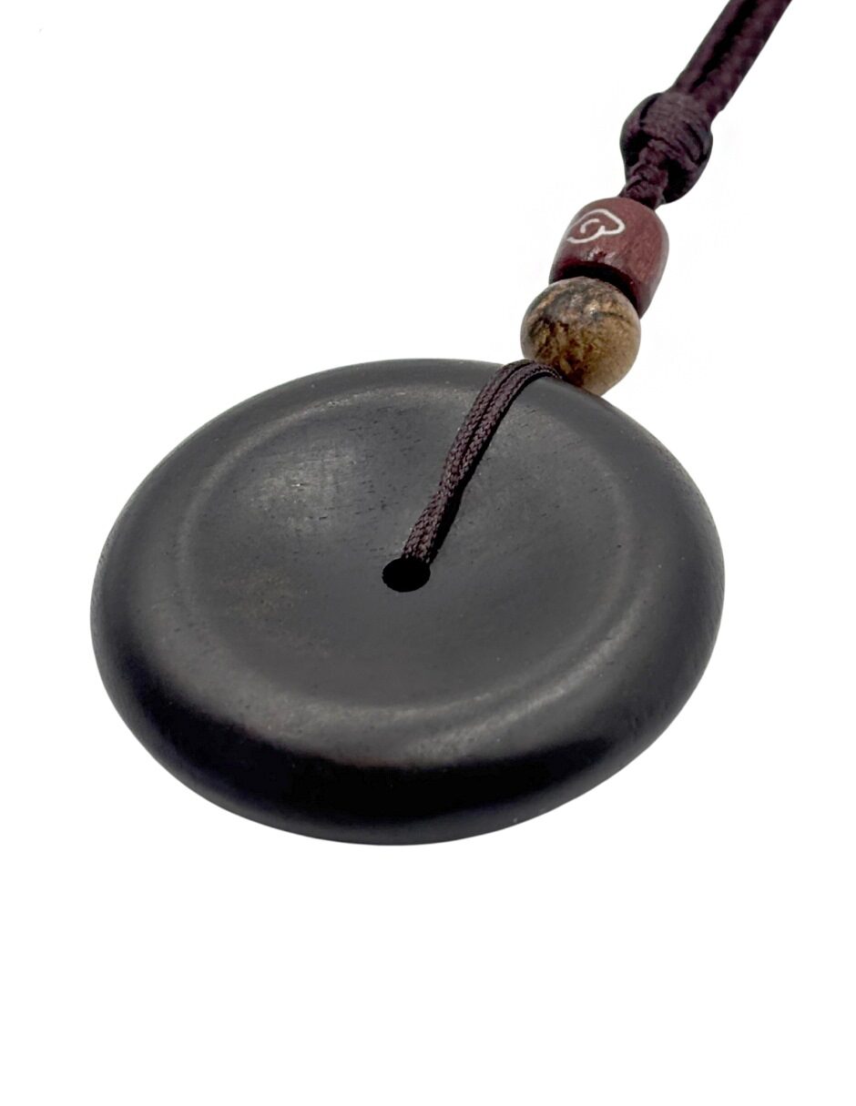 Collar  Colgante Circular de madera con Cuentas Decorativas