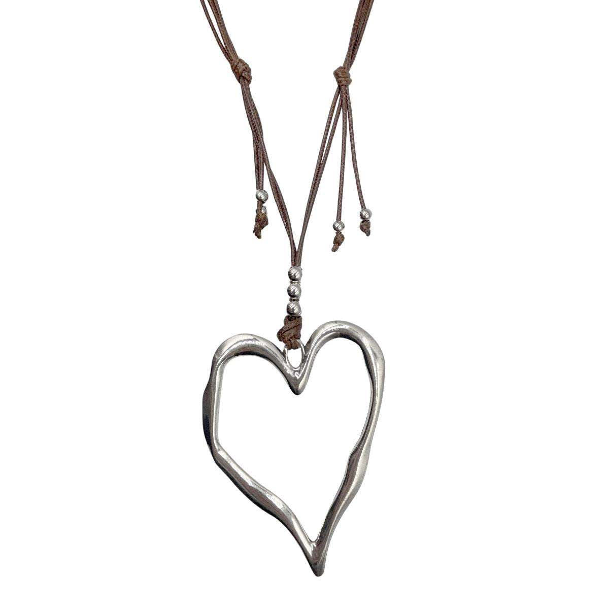 Collar Corazón Con Cordón Marrón