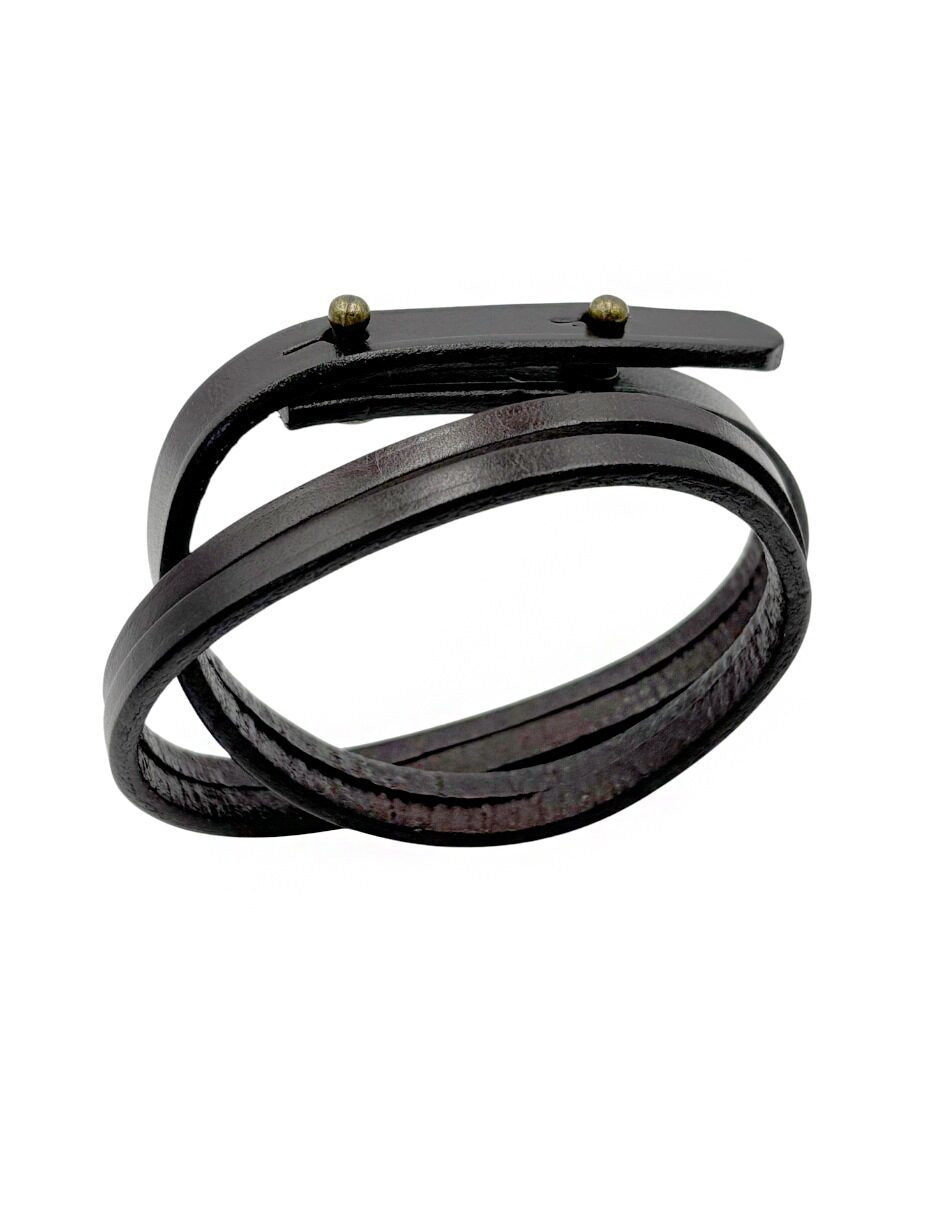Pulsera De Cuero Diseño Envolvente